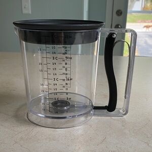 Pancake/Crepe Batter Dispenser (4c.)